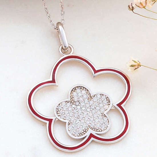 Gümüş Çiçek Desenli Kadın Kolye Gümüş Çiçek Desenli Kadın Kolye