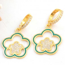 ​Gümüş Gold Sallantılı Çiçek Desenli Kadın Küpe