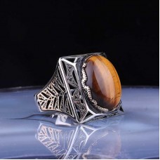 Gümüş Kaplangözü Taşlı Kare Erkek Yüzük