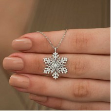 Gümüş Kar Tanesi Kolye