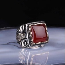 ​Gümüş Kare Akik Taşlı Erkek Yüzük