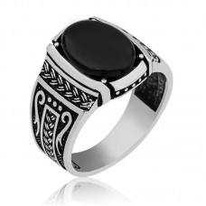 Gümüş Oniks Taşlı Örgü Desenli Erkek Yüzük