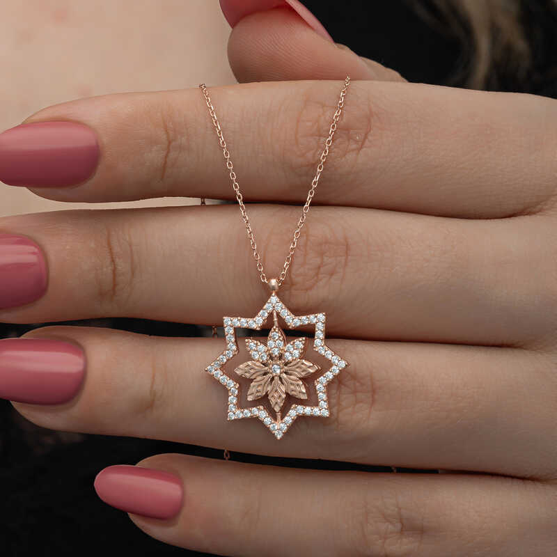 Gümüş Rose Kar Tanesi Kadın Kolye Gümüş Rose Kar Tanesi Kadın Kolye