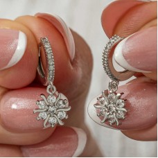 Gümüş Sallantılı Güneş Kadın Küpe 