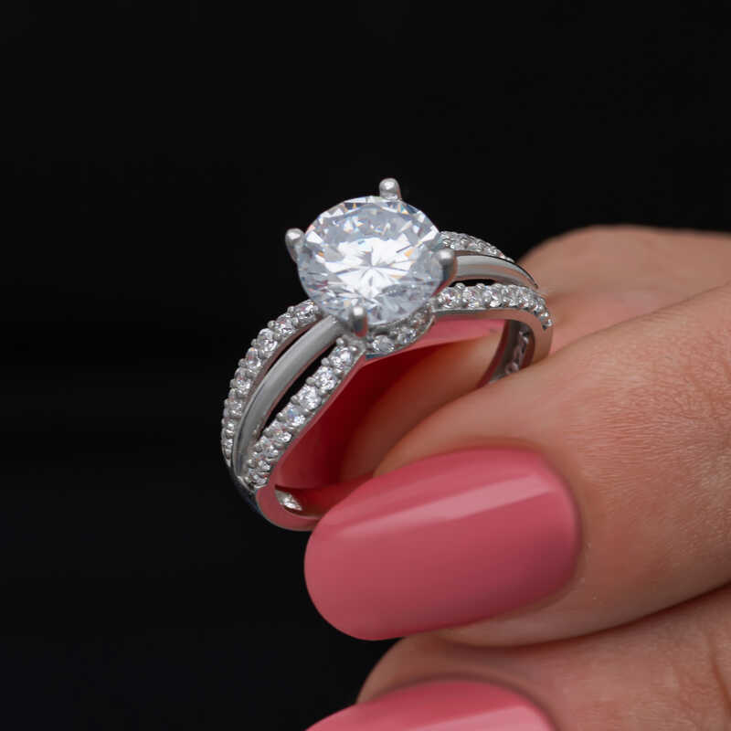 Gümüş Tek Taş Kadın Yüzük Gümüş Tek Taş Kadın Yüzük