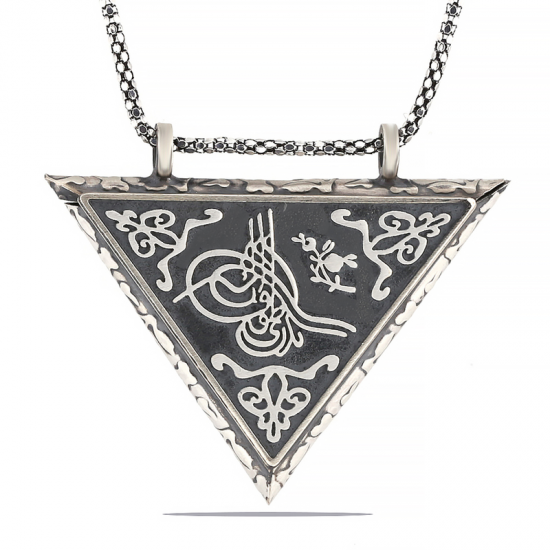 Gümüş Üçgen İçi Açılabilen Tuğra Muskalık Kolye