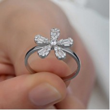 Gümüş Zirkon Taşlı Çiçek Kadın Yüzük