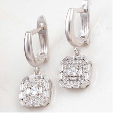 Gümüş Kare Zirkon Taşlı Kadın Küpe