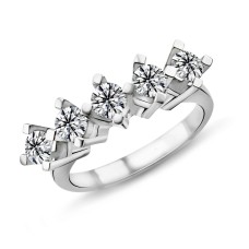 1.10 Karat F Renk Beştaş Pırlanta Yüzük PB591