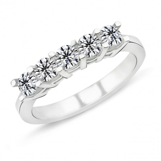 0.92 Karat F Renk Beştaş Pırlanta Yüzük PB593