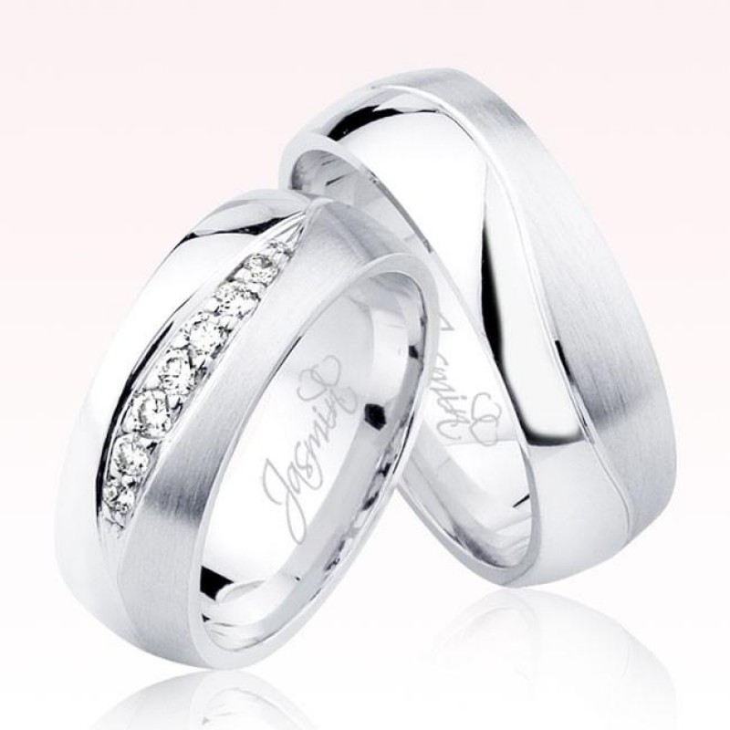 Beyaz Taşlı Bombeli Altın Alyans 0901-1 Beyaz Taşlı Bombeli Altın Alyans 0901-1