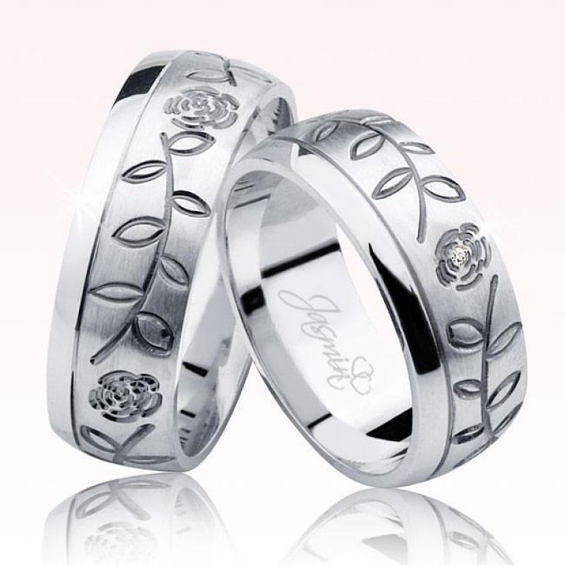 Beyaz Gül Desenli Altın Alyans 1402-1 Beyaz Gül Desenli Altın Alyans 1402-1