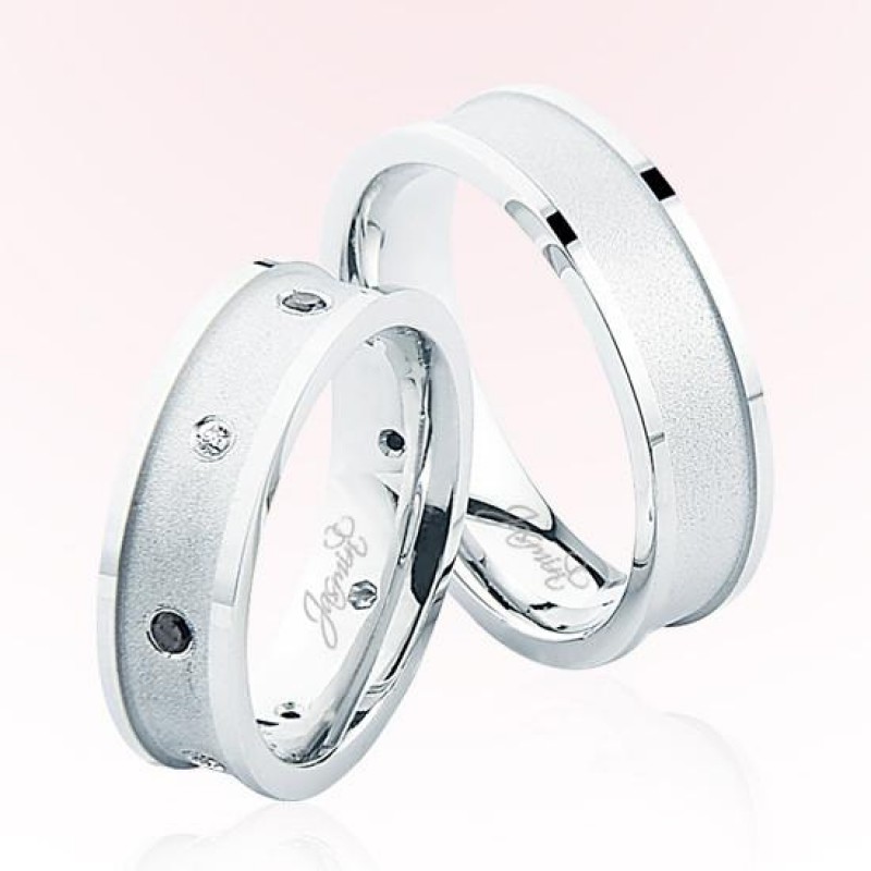 Beyaz Taşlı Altın Alyans 4203 Beyaz Taşlı Altın Alyans 4203