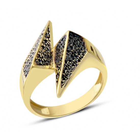 14 Ayar Altın Siyah Piramit Yüzük YZK384
