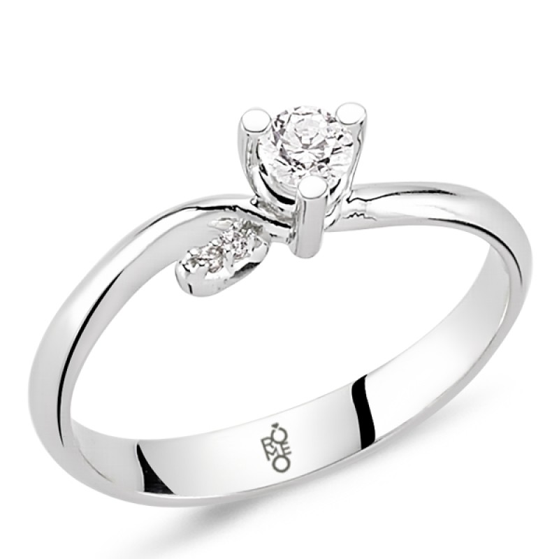 0.30 Ct Tektaş Pırlanta Yüzük RM30074 0.30 Ct Tektaş Pırlanta Yüzük RM30074